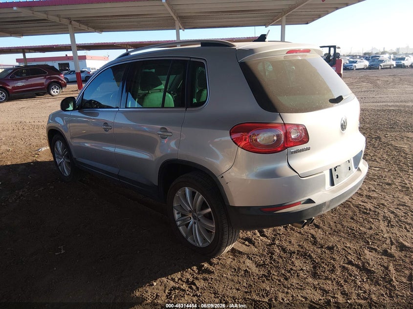 2009 Volkswagen Tiguan VIN WVGAV75N69W529431 IAAI salvage auction — THEFT, Salvage (Arizona), sold $675 on 2026-07-07 (photo 3)