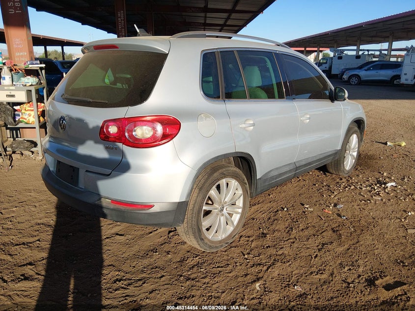 2009 Volkswagen Tiguan VIN WVGAV75N69W529431 IAAI salvage auction — THEFT, Salvage (Arizona), sold $675 on 2026-07-07 (photo 4)