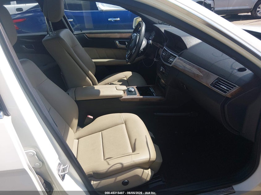 2012 Mercedes-benz E-klasse VIN WDDHF5KB0CA542510 IAAI salvage auction — LEFT FRONT, Salvage Title, sold $800 on 2026-07-09 (photo 5)