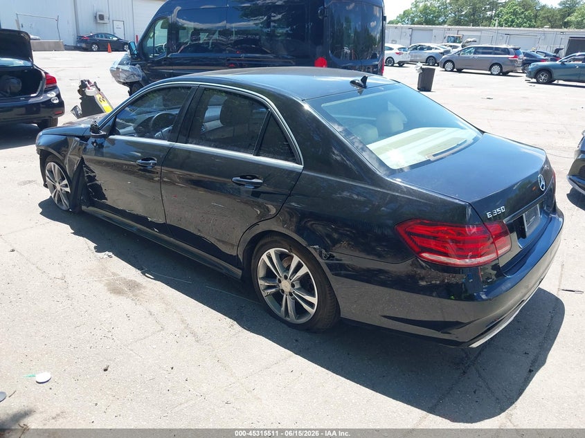 2016 Mercedes-benz E-klasse VIN WDDHF5KB9GB265310 IAAI salvage auction — FRONT END, Salvage Title, sold $1,950 on 2026-08-04 (photo 3)