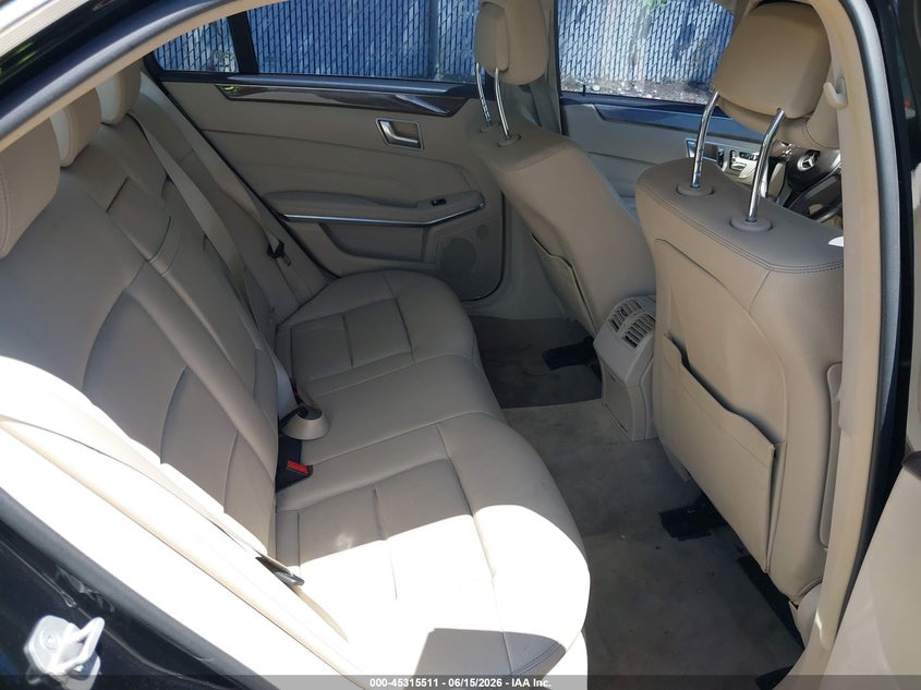 2016 Mercedes-benz E-klasse VIN WDDHF5KB9GB265310 IAAI salvage auction — FRONT END, Salvage Title, sold $1,950 on 2026-08-04 (photo 8)