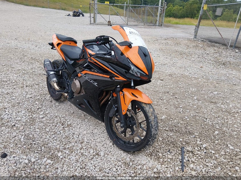 2017 Honda Cbr VIN MLHPC446XH5400851 IAAI salvage auction — FRONT & REAR, Salvage Title, sold $1,500 on 2026-07-14 (photo 1)