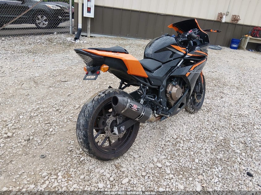 2017 Honda Cbr VIN MLHPC446XH5400851 IAAI salvage auction — FRONT & REAR, Salvage Title, sold $1,500 on 2026-07-14 (photo 4)
