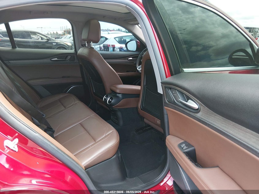 2021 Alfa romeo Stelvio VIN ZASPAKBN5M7C99036 IAAI salvage auction — FRONT END, Salvage Title, sold $9,425 on 2026-07-09 (photo 8)