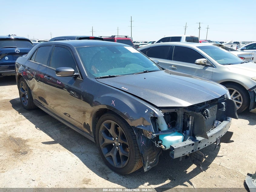 2020 Chrysler 300 VIN 2C3CCABG8LH209382 IAAI salvage auction — FRONT END, Salvage Title, sold $4,000 on 2026-09-02 (photo 1)