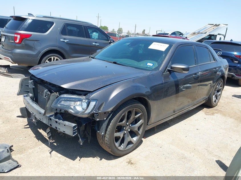 2020 Chrysler 300 VIN 2C3CCABG8LH209382 IAAI salvage auction — FRONT END, Salvage Title, sold $4,000 on 2026-09-02 (photo 2)