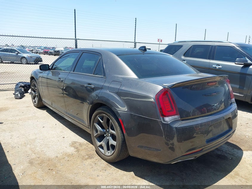 2020 Chrysler 300 VIN 2C3CCABG8LH209382 IAAI salvage auction — FRONT END, Salvage Title, sold $4,000 on 2026-09-02 (photo 3)