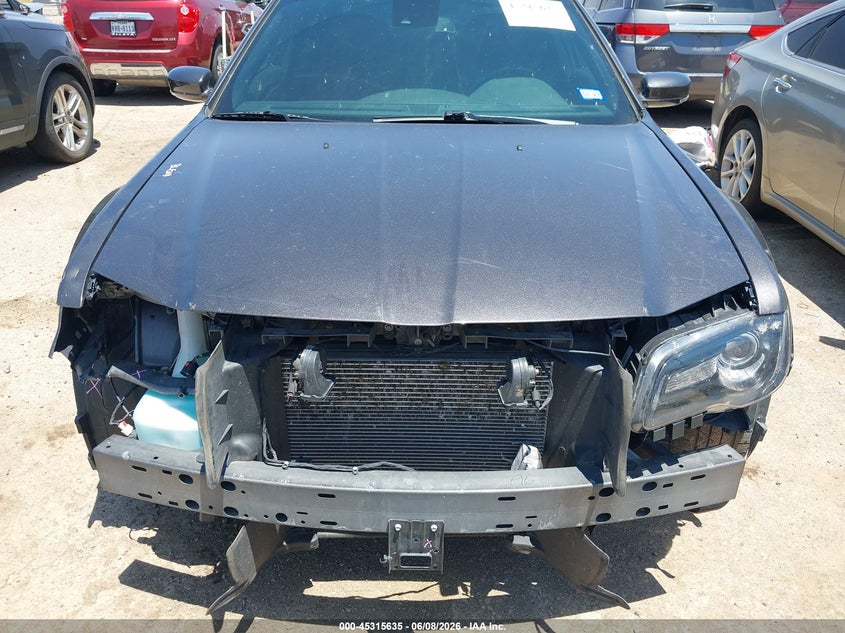 2020 Chrysler 300 VIN 2C3CCABG8LH209382 IAAI salvage auction — FRONT END, Salvage Title, sold $4,000 on 2026-09-02 (photo 6)
