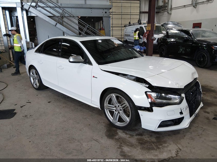 2014 Audi S4 VIN WAUBGAFL5EA029472 IAAI salvage auction — FRONT END, Salvage Title, sold $2,175 on 2026-07-10 (photo 1)