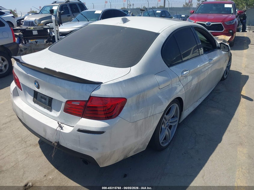 2014 BMW 5er VIN WBA5B1C55ED917218 IAAI salvage auction — NORMAL WEAR, Salvage Title, sold $300 on 2026-07-22 (photo 4)