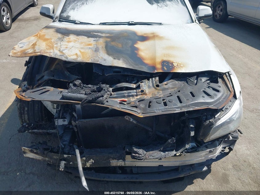 2014 BMW 5er VIN WBA5B1C55ED917218 IAAI salvage auction — NORMAL WEAR, Salvage Title, sold $300 on 2026-07-22 (photo 6)