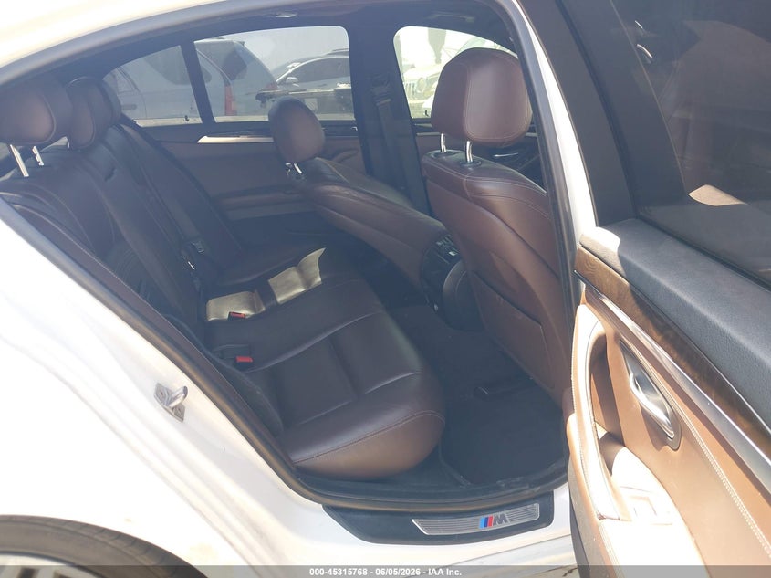 2014 BMW 5er VIN WBA5B1C55ED917218 IAAI salvage auction — NORMAL WEAR, Salvage Title, sold $300 on 2026-07-22 (photo 8)