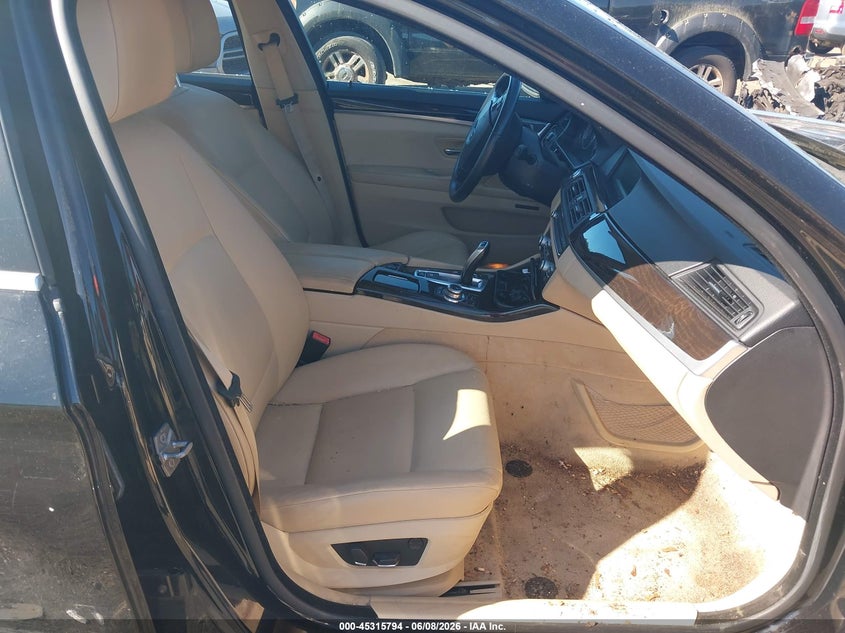 2012 BMW 5er VIN WBAXH5C50CDW06484 IAAI salvage auction — RIGHT SIDE, Salvage Title, sold $925 on 2026-07-10 (photo 5)