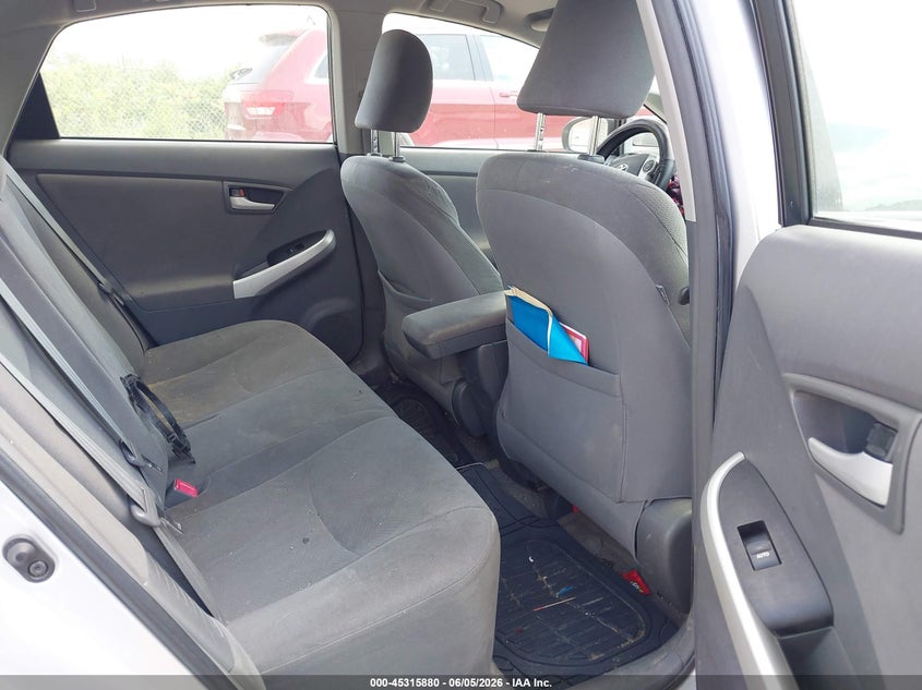 2011 Toyota Prius VIN JTDKN3DU5B0299898 IAAI salvage auction — NORMAL WEAR, Clear (Pennsylvania), sold $800 on 2026-07-14 (photo 8)