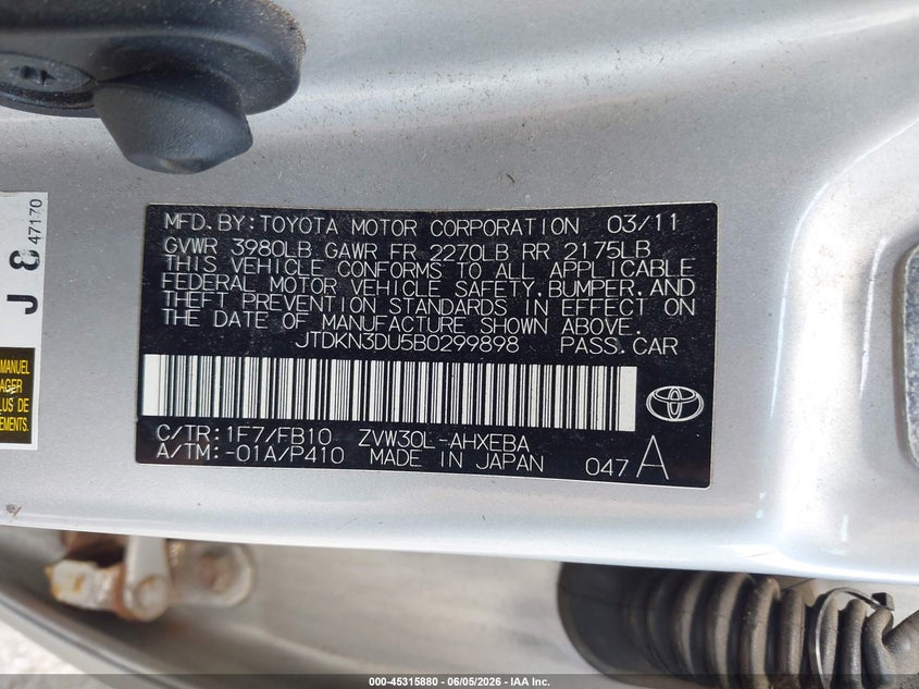 2011 Toyota Prius VIN JTDKN3DU5B0299898 IAAI salvage auction — NORMAL WEAR, Clear (Pennsylvania), sold $800 on 2026-07-14 (photo 9)