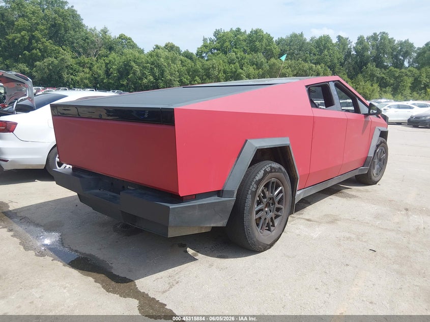 2024 Tesla Cybertruck VIN 7G2CEHED1RA041609 IAAI salvage auction — FRONT END, Salvage (Kansas), sold $28,500 on 2026-08-19 (photo 4)