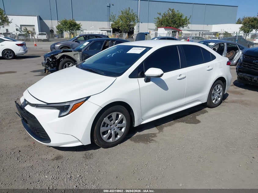 2025 Toyota Corolla VIN JTDBCMFE8S3089540 IAAI salvage auction — RIGHT FRONT, Salvage Title, sold $6,525 on 2026-07-29 (photo 2)