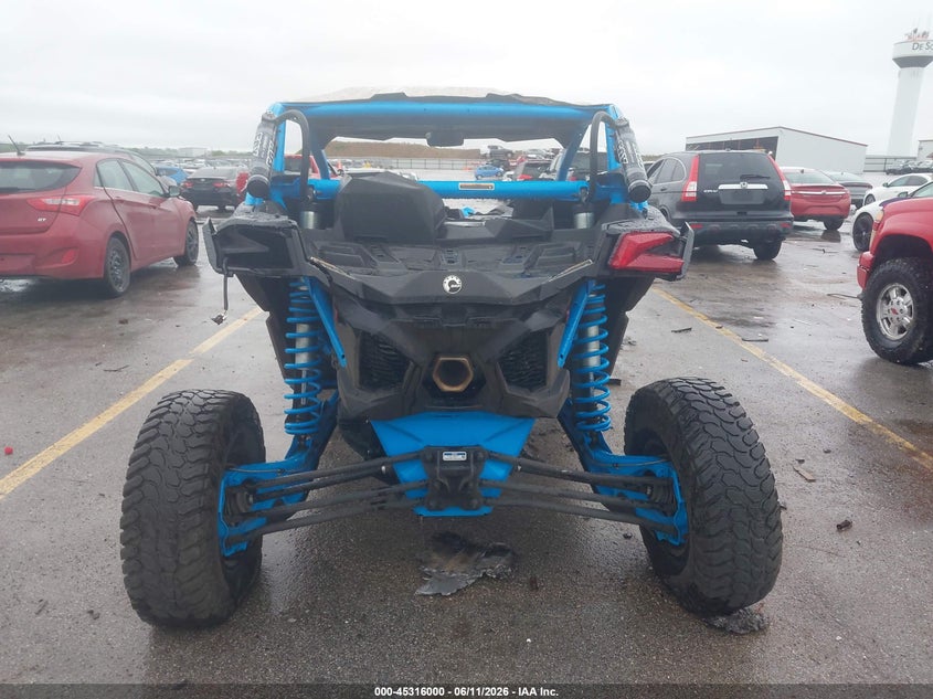 2018 Can-am/ brp Maverick VIN 3JBVVAW44JK001897 IAAI salvage auction — LEFT & RIGHT, Salvage (Iowa), sold $7,400 on 2026-08-04 (photo 6)