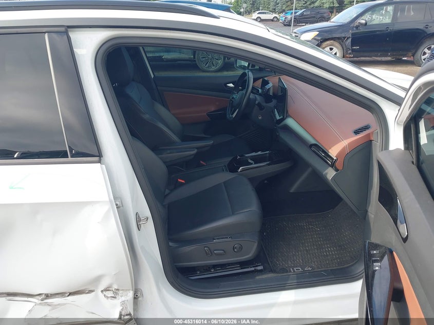 2021 Volkswagen Id.4 VIN WVGTMPE21MP030038 IAAI salvage auction — SIDE, Salvage Title, sold $7,600 on 2026-08-16 (photo 5)