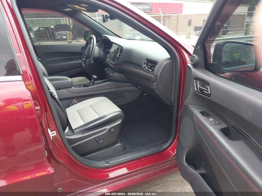 2023 Dodge Durango VIN 1C4RDHDG0PC677804 IAAI salvage auction — RIGHT FRONT, Salvage Title, sold $8,875 on 2026-07-09 (photo 5)