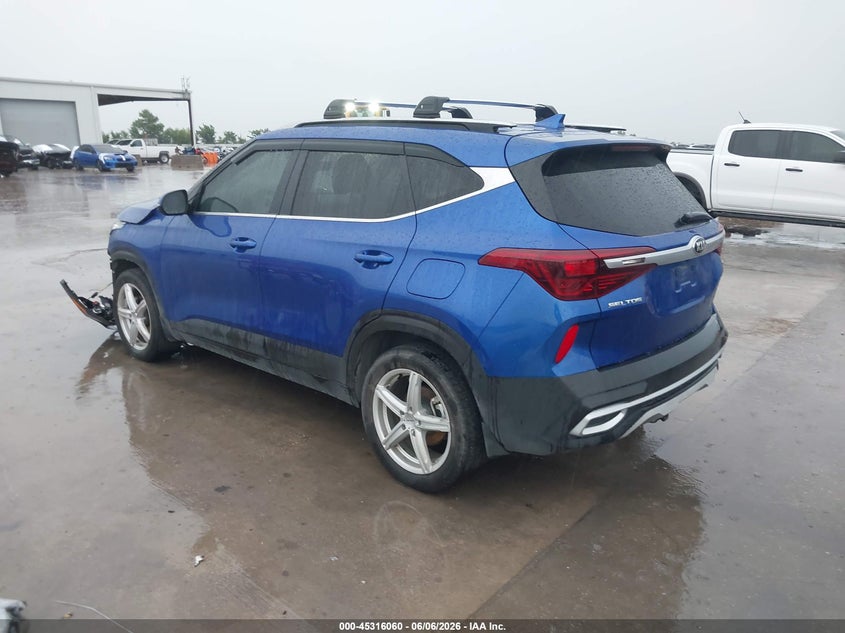 2021 Kia Seltos VIN KNDEU2AA9M7105694 IAAI salvage auction — FRONT END, Salvage Title, sold $2,250 on 2026-07-29 (photo 3)