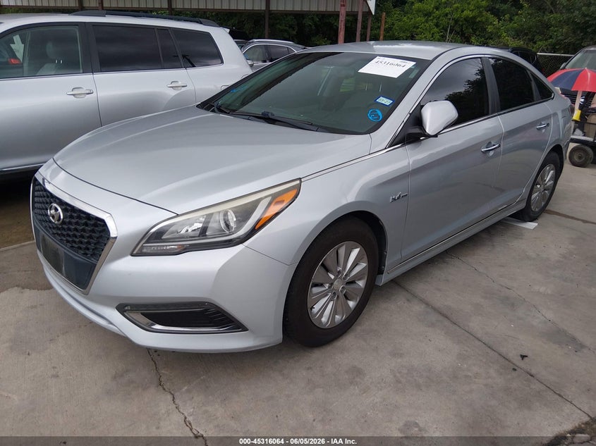 2017 Hyundai Sonata VIN KMHE24L31HA075658 IAAI salvage auction — NORMAL WEAR, Original (Texas), sold $975 on 2026-07-20 (photo 2)