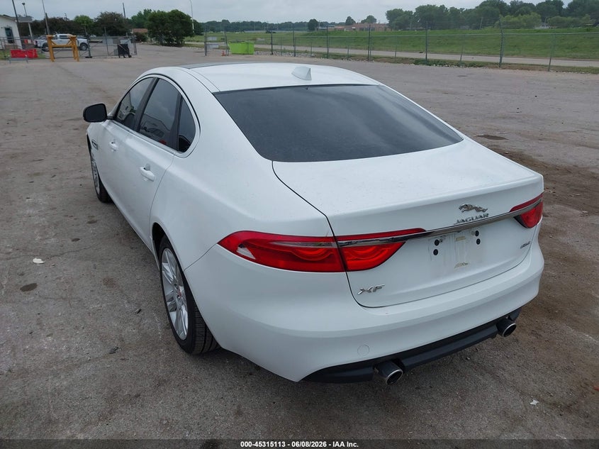 2017 Jaguar Xf VIN SAJBD4BV1HCY34934 IAAI salvage auction — RIGHT FRONT, Salvage Title, sold $1,700 on 2026-07-22 (photo 3)