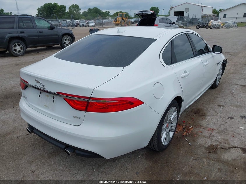 2017 Jaguar Xf VIN SAJBD4BV1HCY34934 IAAI salvage auction — RIGHT FRONT, Salvage Title, sold $1,700 on 2026-07-22 (photo 4)