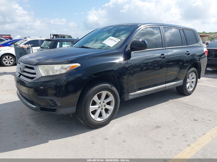 2013 Toyota Highlander VIN 5TDZA3EH5DS044986 IAAI salvage auction — NORMAL WEAR, Clear (Texas), sold $3,650 on 2026-07-23 (photo 2)
