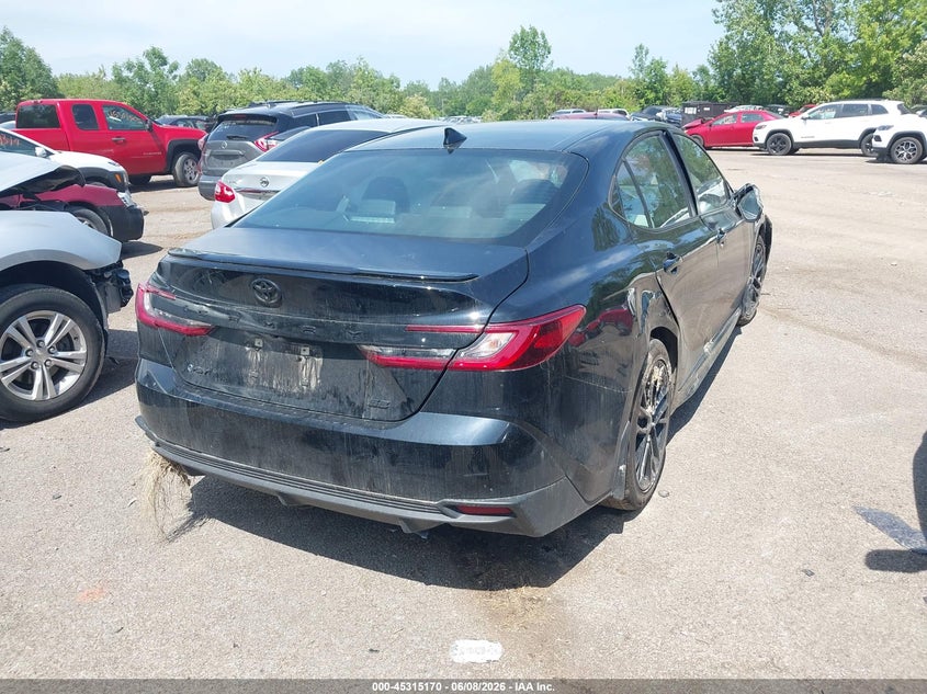 2025 Toyota Camry VIN 4T1DAACK6SU037921 IAAI salvage auction — SIDE, Salvage Title, sold $11,100 on 2026-07-17 (photo 4)