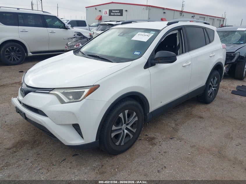 2018 Toyota Rav 4 VIN JTMZFREV5JJ736538 IAAI salvage auction — RIGHT FRONT, Salvage Title, sold $3,900 on 2026-07-28 (photo 2)