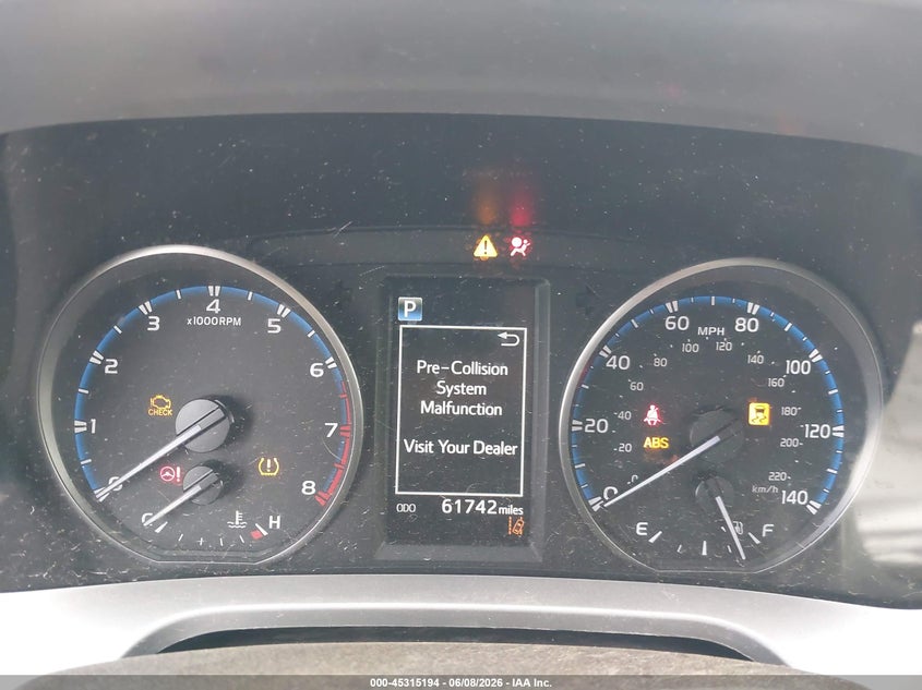 2018 Toyota Rav 4 VIN JTMZFREV5JJ736538 IAAI salvage auction — RIGHT FRONT, Salvage Title, sold $3,900 on 2026-07-28 (photo 7)