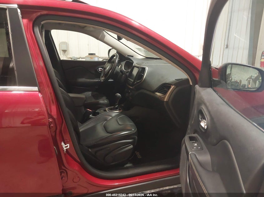 2016 Jeep Cherokee VIN 1C4PJMDS7GW198999 IAAI salvage auction — SIDE, Regular (South Dakota), sold $5,700 on 2026-07-10 (photo 5)