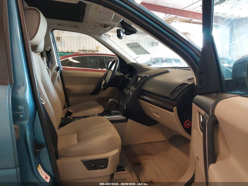 2014 Land rover Lr2 VIN SALFR2BG3EH408175 IAAI salvage auction — FRONT END, Salvage Title, sold $650 on 2026-07-21 (photo 5)