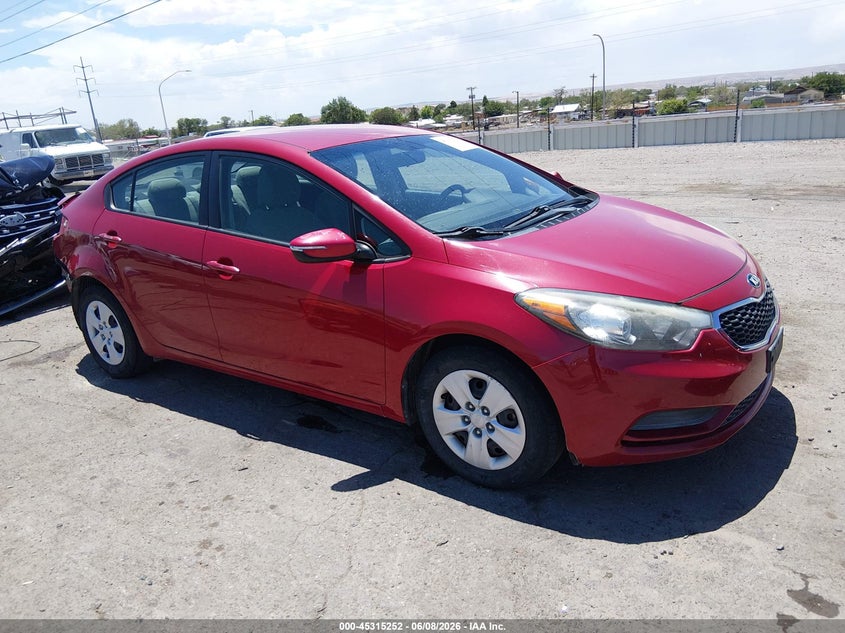 2015 Kia Forte VIN KNAFX4A62F5310997 IAAI salvage auction — REAR END, Salvage Title, sold $1,525 on 2026-07-13 (photo 1)