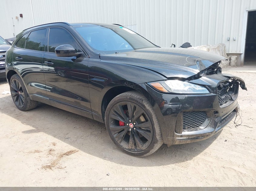 2018 Jaguar F-pace VIN SADCM2FV6JA252951 IAAI salvage auction — FRONT END, Rebuildable (Florida), sold $6,300 on 2026-07-18 (photo 1)