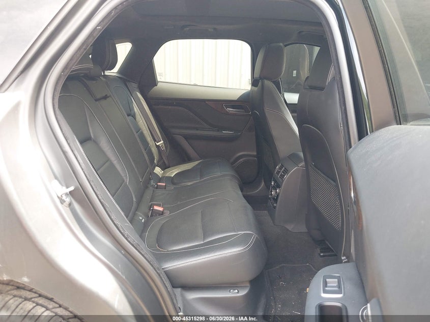 2018 Jaguar F-pace VIN SADCM2FV6JA252951 IAAI salvage auction — FRONT END, Rebuildable (Florida), sold $6,300 on 2026-07-18 (photo 8)