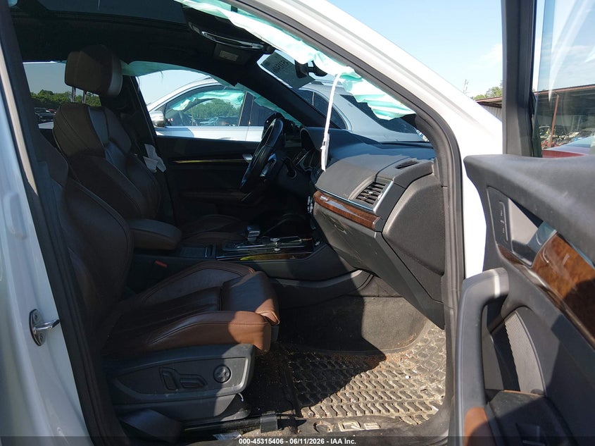 2019 Audi Q5 VIN WA1BNAFY9K2070563 IAAI salvage auction — LEFT SIDE, Salvage (Ohio), sold $7,300 on 2026-07-29 (photo 5)