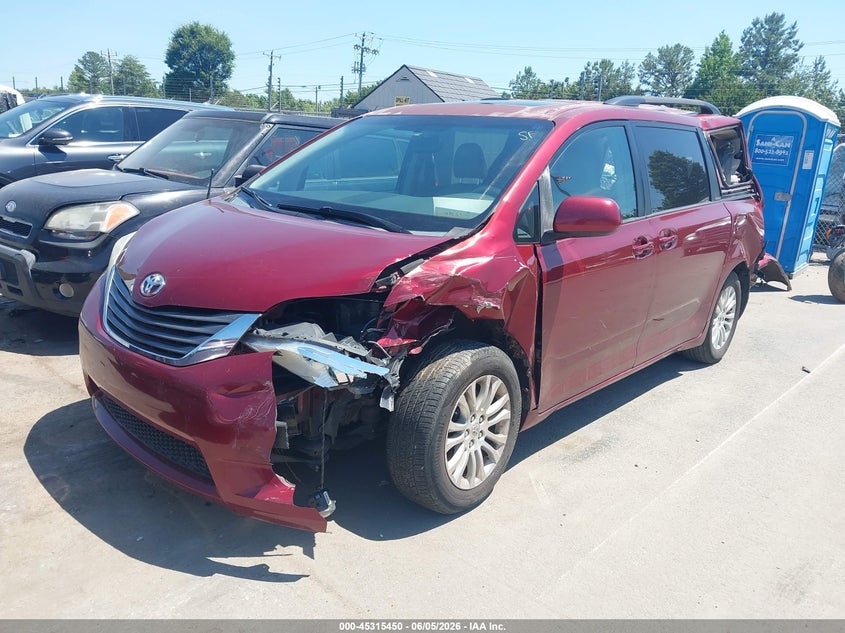 2012 Toyota Sienna VIN 5TDYK3DC9CS225943 IAAI salvage auction — FRONT & REAR, Salvage Title, sold $1,200 on 2026-07-20 (photo 2)