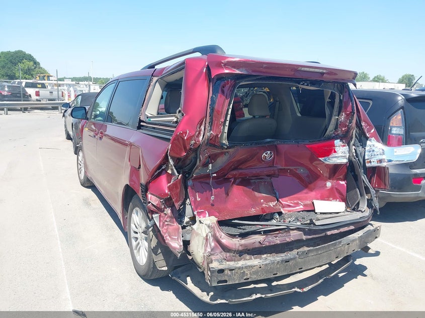 2012 Toyota Sienna VIN 5TDYK3DC9CS225943 IAAI salvage auction — FRONT & REAR, Salvage Title, sold $1,200 on 2026-07-20 (photo 3)