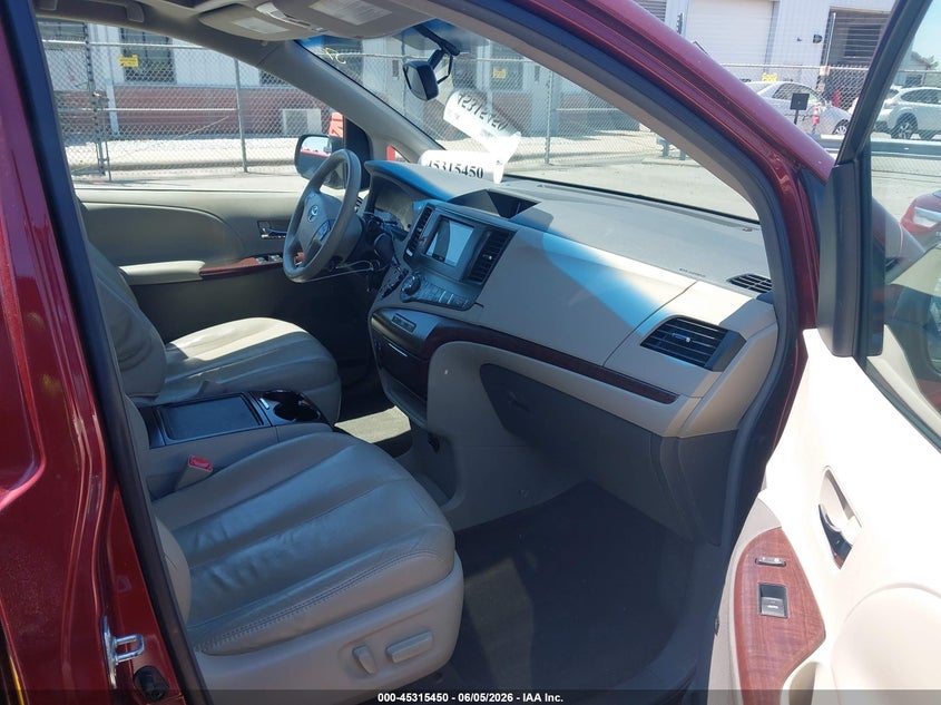 2012 Toyota Sienna VIN 5TDYK3DC9CS225943 IAAI salvage auction — FRONT & REAR, Salvage Title, sold $1,200 on 2026-07-20 (photo 5)