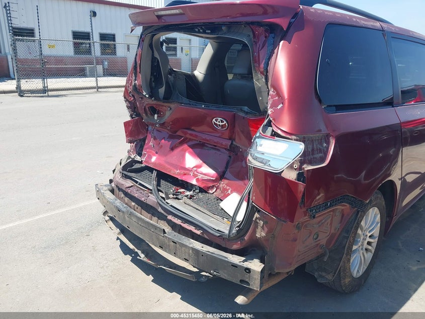 2012 Toyota Sienna VIN 5TDYK3DC9CS225943 IAAI salvage auction — FRONT & REAR, Salvage Title, sold $1,200 on 2026-07-20 (photo 6)
