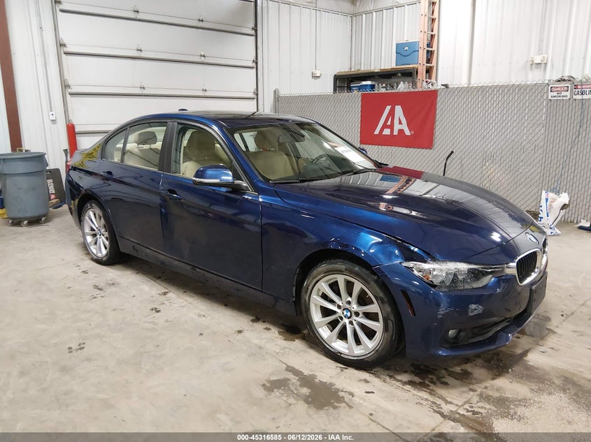 2016 BMW 3er VIN WBA8E5G57GNT94982 IAAI salvage auction — RIGHT FRONT, Salvage (Iowa), sold $5,875 on 2026-07-07 (photo 1)