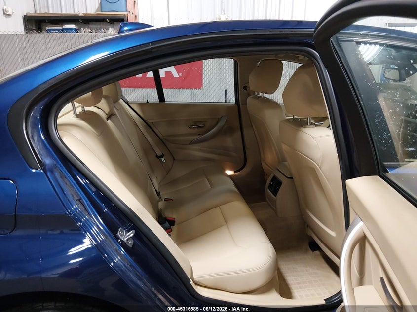 2016 BMW 3er VIN WBA8E5G57GNT94982 IAAI salvage auction — RIGHT FRONT, Salvage (Iowa), sold $5,875 on 2026-07-07 (photo 8)