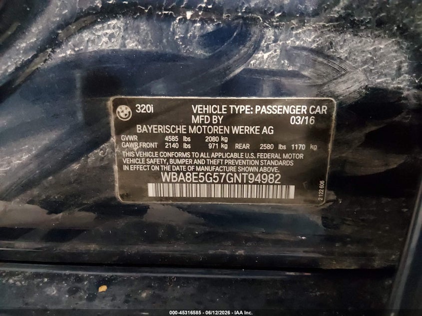 2016 BMW 3er VIN WBA8E5G57GNT94982 IAAI salvage auction — RIGHT FRONT, Salvage (Iowa), sold $5,875 on 2026-07-07 (photo 9)