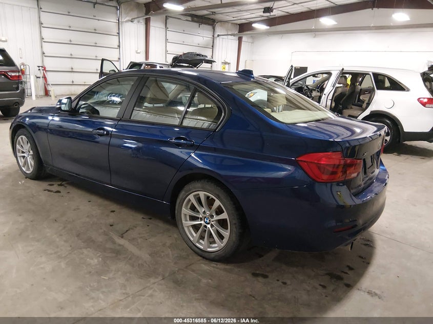 2016 BMW 3er VIN WBA8E5G57GNT94982 IAAI salvage auction — RIGHT FRONT, Salvage (Iowa), sold $5,875 on 2026-07-07 (photo 3)