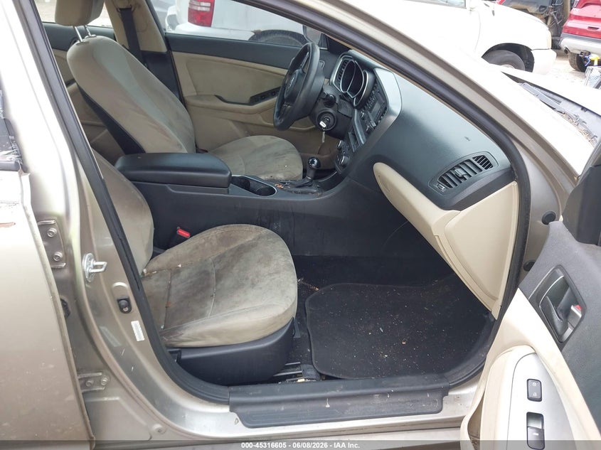 2014 Kia Optima VIN KNAGM4A75E5519350 IAAI salvage auction — NORMAL WEAR, Salvage Title, sold $350 on 2026-07-23 (photo 5)