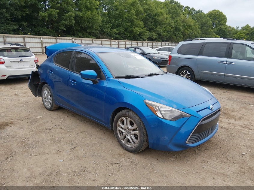 2017 Toyota Yaris VIN 3MYDLBYV1HY182105 IAAI salvage auction — REAR END, Salvage Title, sold $2,250 on 2026-07-08 (photo 1)