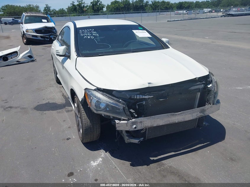 2016 Mercedes-benz Cla-klasse VIN WDDSJ4EB8GN299702 IAAI salvage auction — FRONT END, Rebuildable (Florida), sold $1,300 on 2026-07-29 (photo 1)