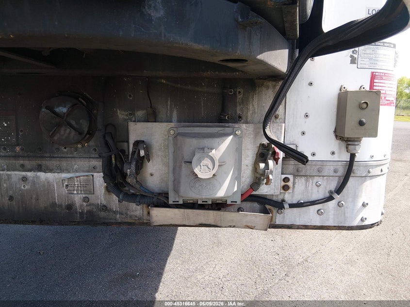 2016 Great dane trailers Great dane trailers VIN 1GRAA7222GB701023 IAAI salvage auction — FRONT END, Clear (Minnesota), sold $1,500 on 2026-08-01 (photo 7)